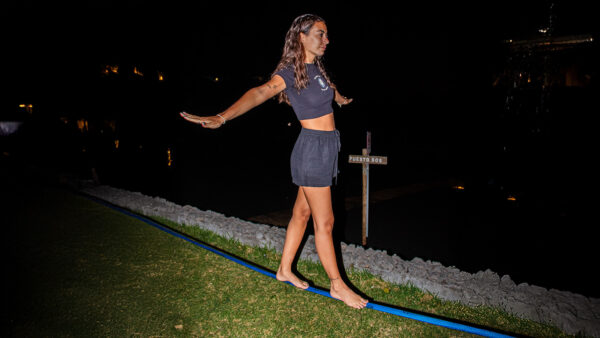 Portable slackline rental for balance training and fun outdoor activities in Tenerife